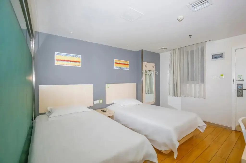 Чэнду: Hi Inn Chengdu Shuangliu Airport