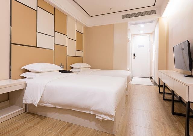 Хейан: Borrman Hotel Heyuan Baixin Wutong Jiayuan