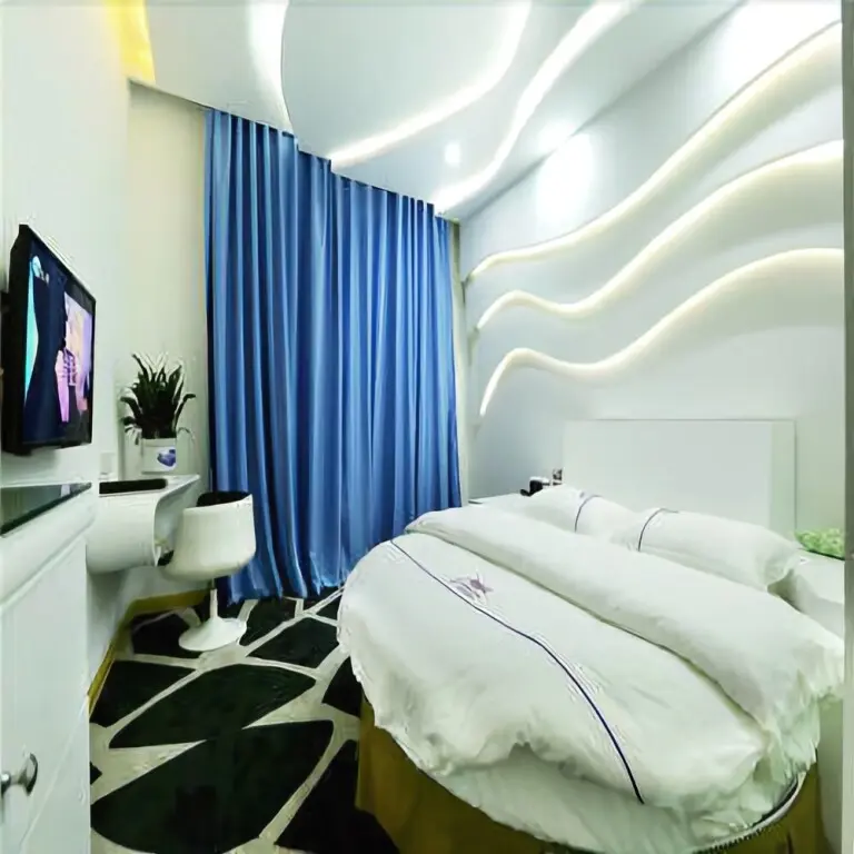 Чжанцзяцзе: Weiyi Fengshang Hotel (Zhangjiajie Railway Station)