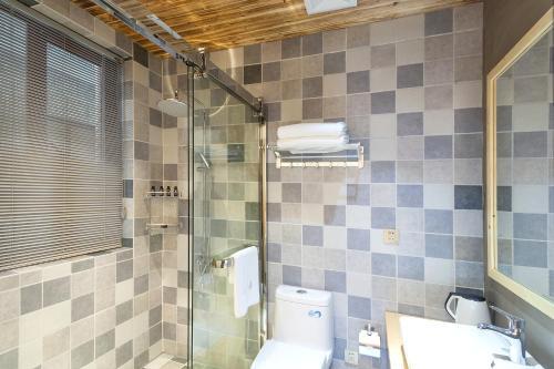 Хучжоу: Mogan Mountain Jieluju Guesthouse