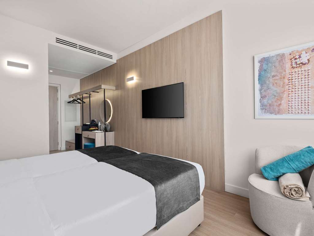 Ларнака: Mercure Larnaca City