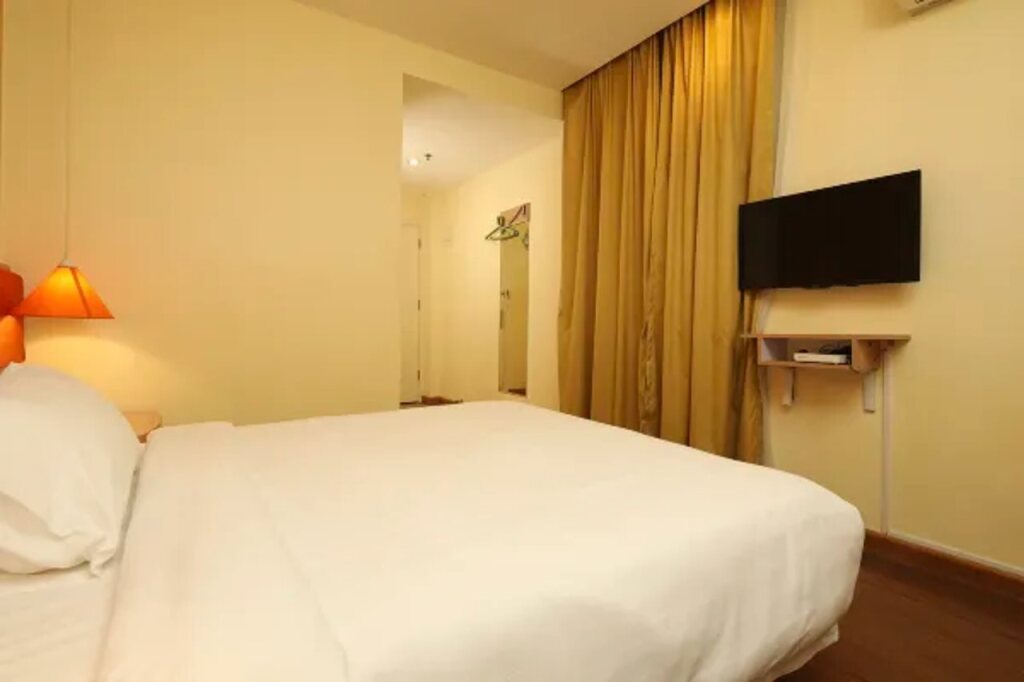 Янчжоу: Home Inn Yangzhou Shouxihu Wenchangge