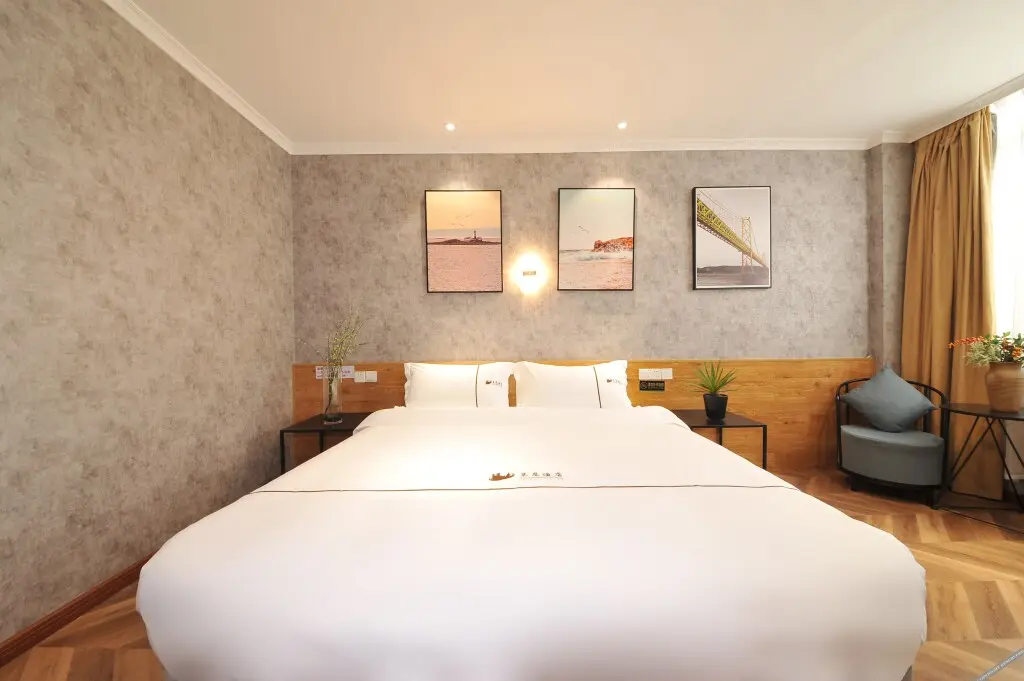 Чэнду: Yixiang Lai En Hotel(Shuangliu International Airport Store)