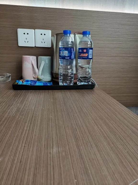 Чэнду: Yixiang Lai En Hotel(Shuangliu International Airport Store)