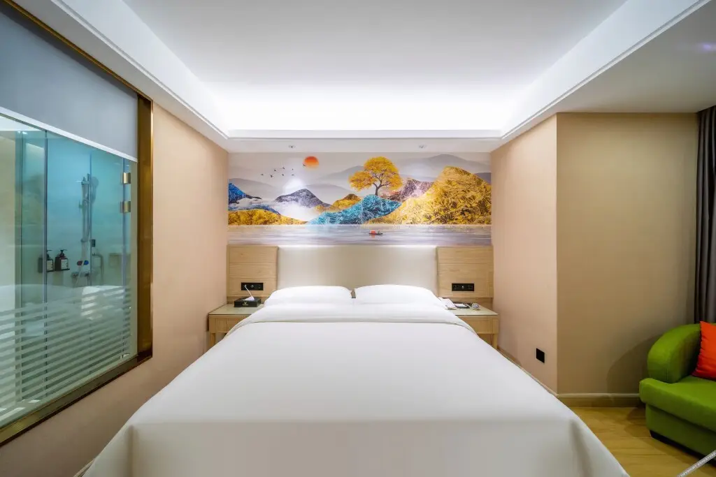 Чанша: Vienna International Hotel ( Changsha High Speed Railway South Station West Plaza )