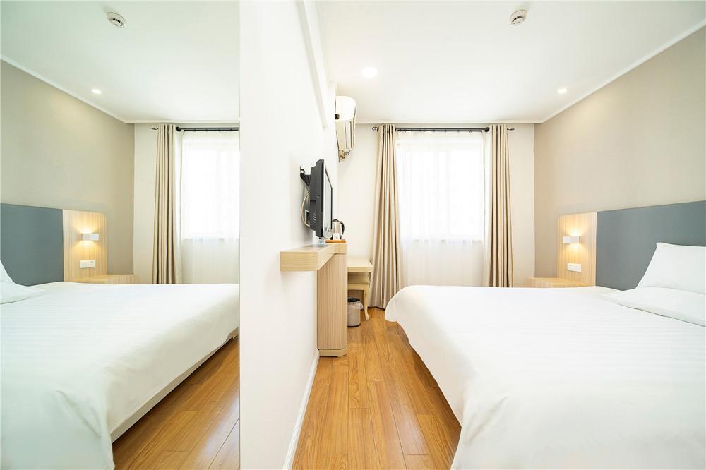 Шанхай: Shanghai Weibo Hotel Kaihong