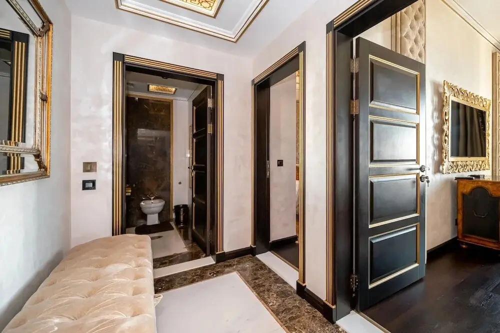 Дубай: Al Dabas by Luton Vacation Homes