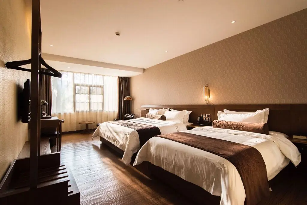 Гуанчжоу: James Joyce Hotel Guangzhou Sanyuanli Subway Station