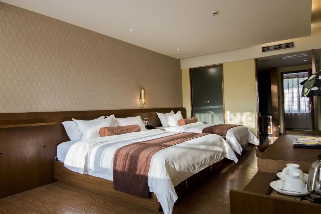 Гуанчжоу: James Joyce Hotel Guangzhou Sanyuanli Subway Station