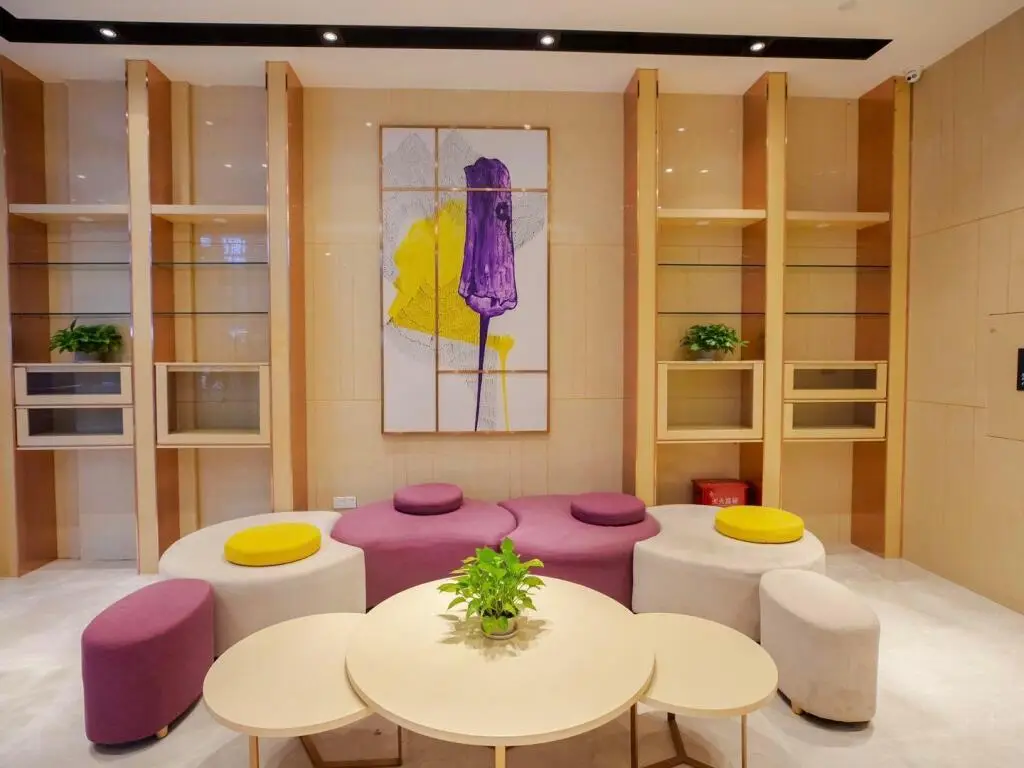 Ухань: Lavande Hotel Wuhan Optics Valley Plaza