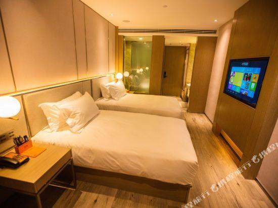 Modern Siji Hotel (BaoBai Shopping Mall Branch ) — фото 1