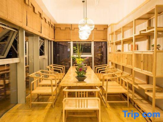 Чэнду: La Fei She Men Zen Hotel