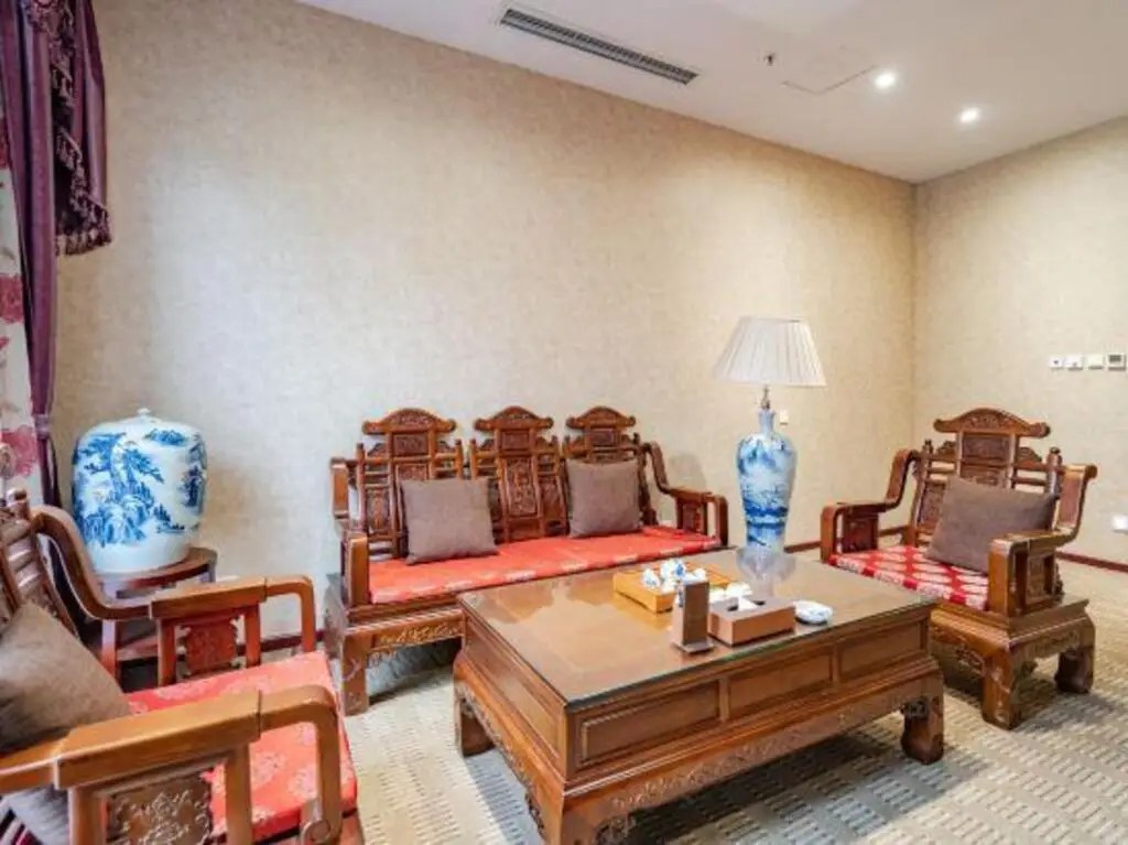 Чунцин: Taoran Zhongzhou Guobin Hotel