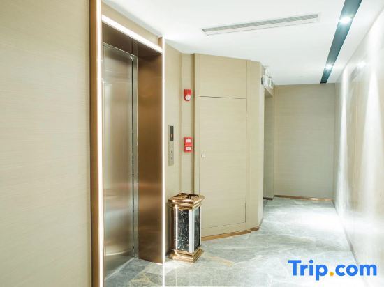 Гуанчжоу: Lavande Hotel (Guangzhou Panyu Hanxi Changlong Dashi Subway Station Store)