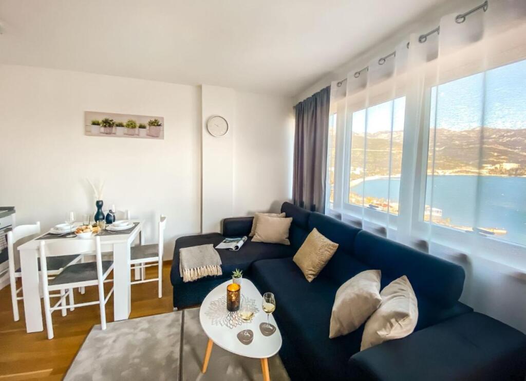 Будва: Four Views Apartments