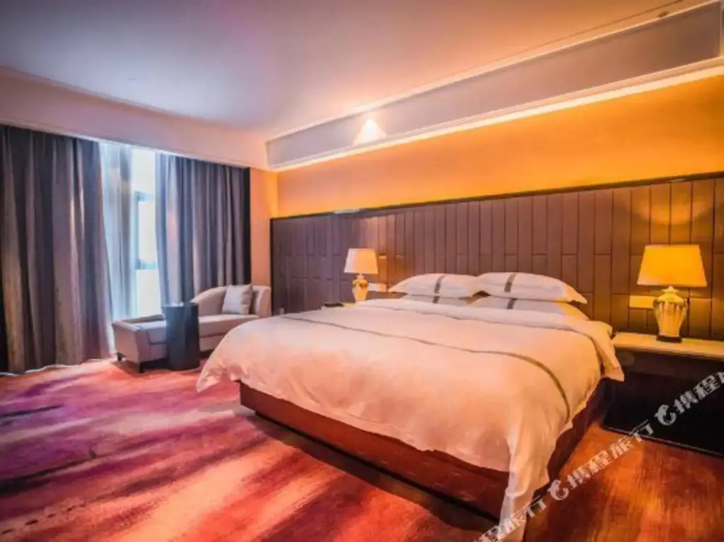 Джин-Чжоу: Hong Hu International Hotel