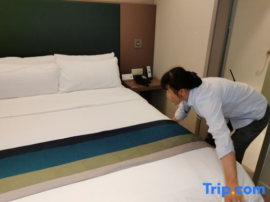 Куньмин: Rujia Business Hotel, Derun center, Xiaokang Avenue, Kunming
