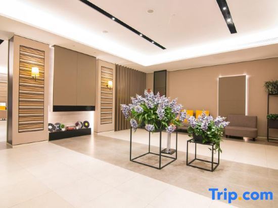 Куньмин: Home Inn Plus (Kunming Dian Lake Haigeng Park Guangfu Road)