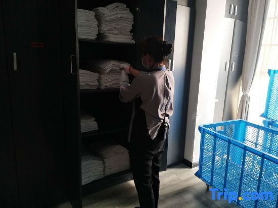 Куньмин: Yunshang Siji Chain Hotel (Kunming High-speed Railway Station University Town)