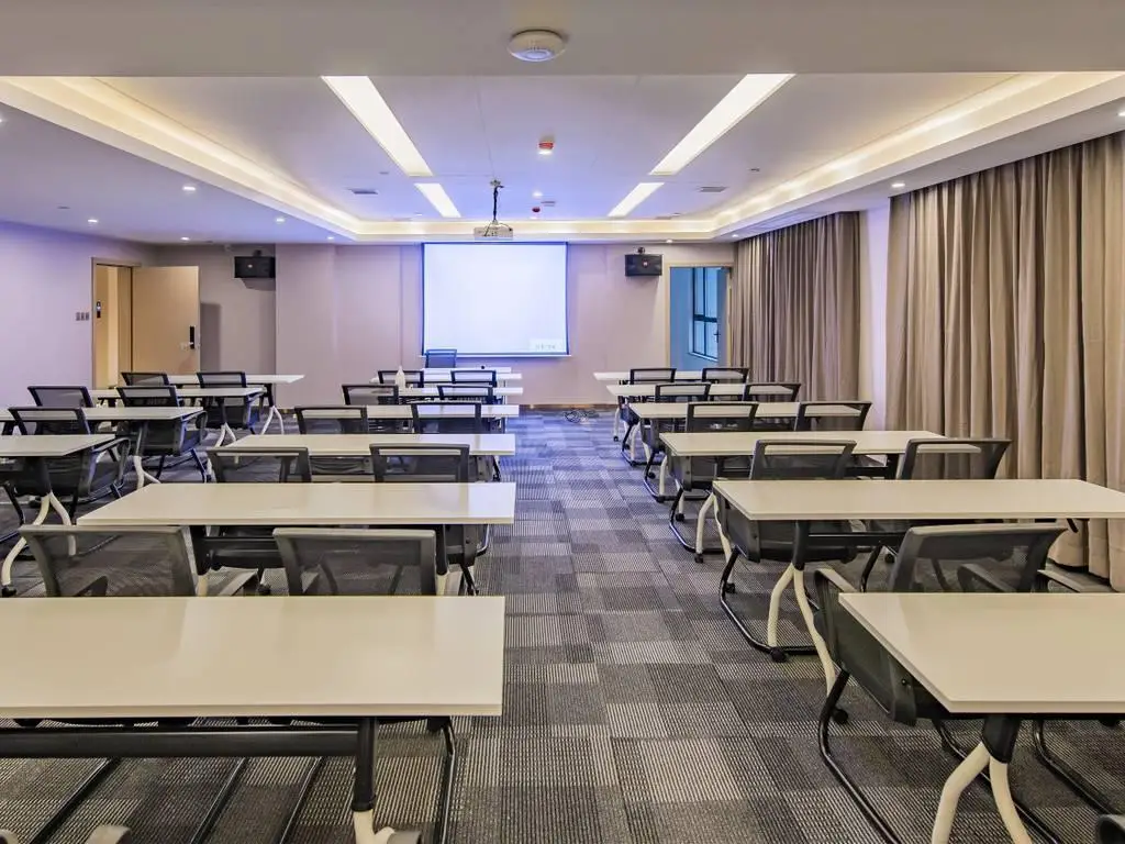 Lavande Hotel·Nanchang Shuanggang Jiangxi University of Finance and Economics — фото 1
