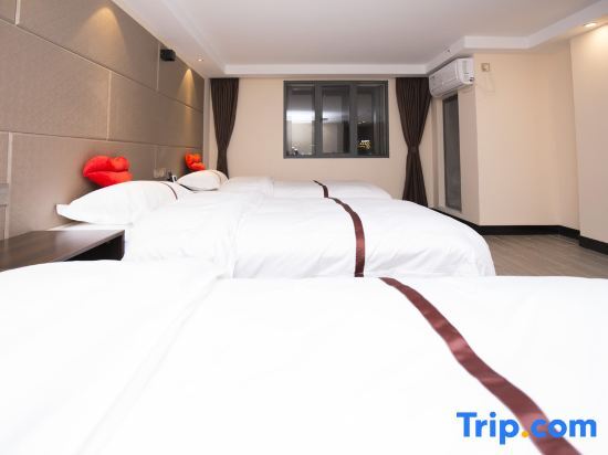 Нанкин: Qingmu Boutique Hotel (Nanjing South Station North Square store)