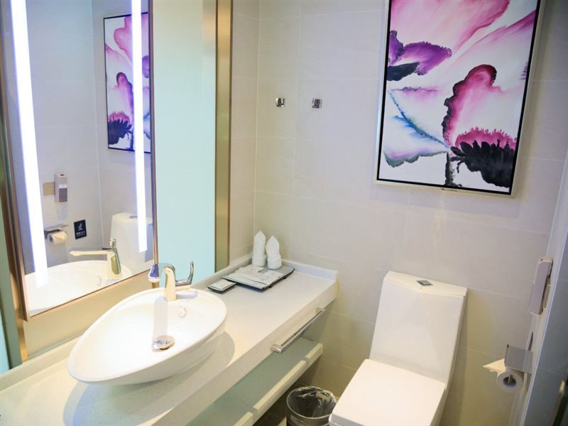 Шэньчжэнь: Lavande Hotel Shenzhen Shajing Houting Metro Station