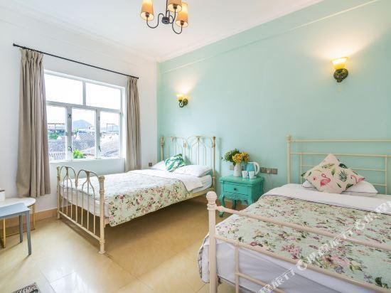 Шэньчжэнь: Rive Gauche Hostel