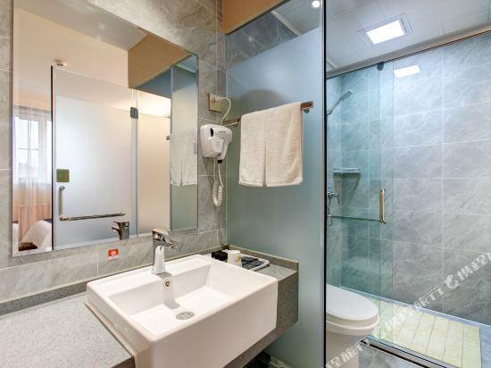 Тяньцзинь: Tianjin eye Hotel (Tianjin Jingangqiao)