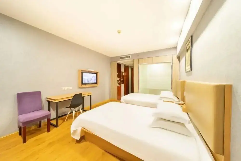 Yiwu Kaiyue Hotel — фото 1