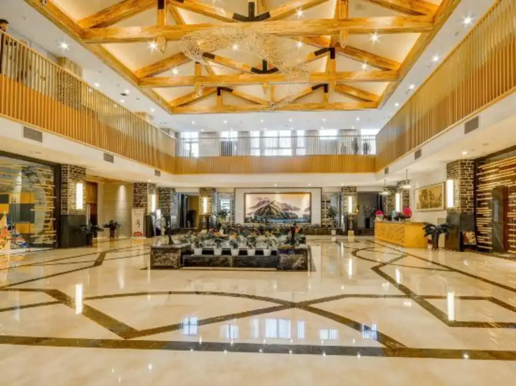 Arcadia International Hotel — фото 1