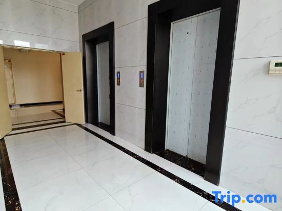 Чжэнчжоу: Zhengzhou Zihu Guanlan Fashion Hotel