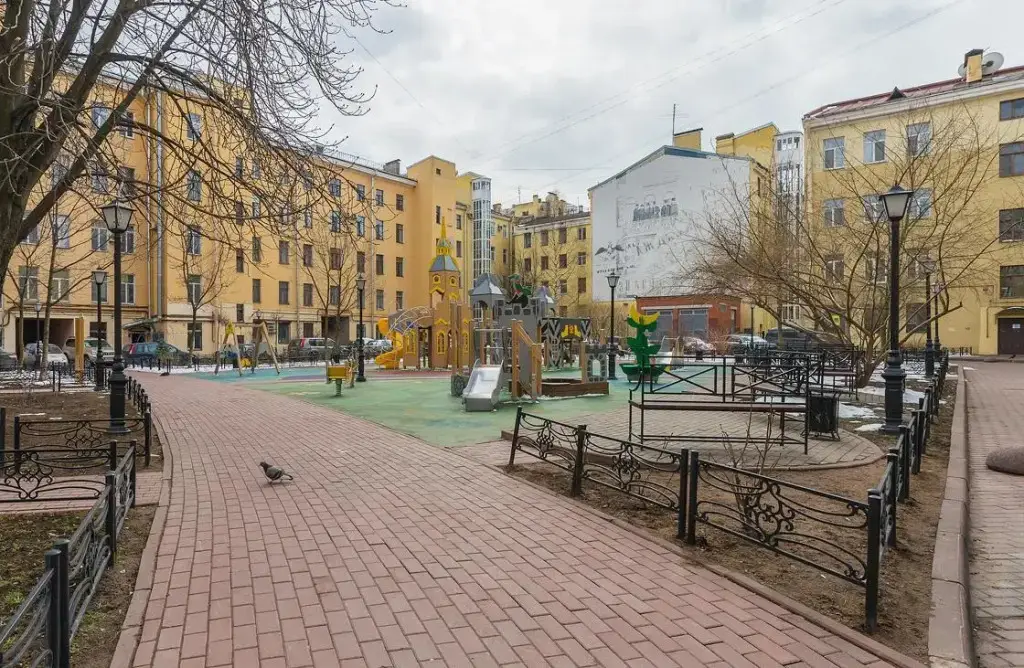 Санкт-Петербург: RentDaySpb (РэнтДэйСпб) на проспекте Невский