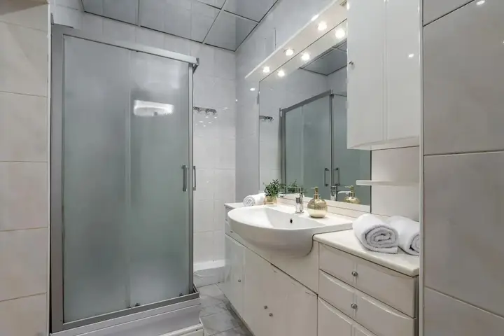 Санкт-Петербург: RentDaySpb (РэнтДэйСпб) на проспекте Невский