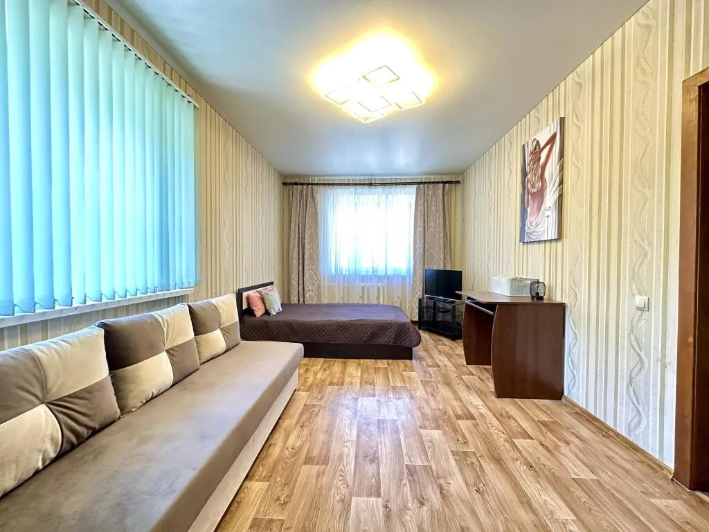 Тобольск: Compass (Компасс) в 4-м микрорайоне 17