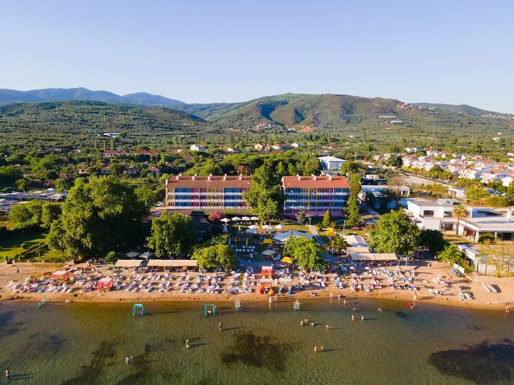 Yaman Beach Hotel — фото 1