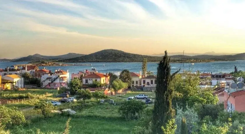 Айвалык: Cunda Nesos Pansiyon