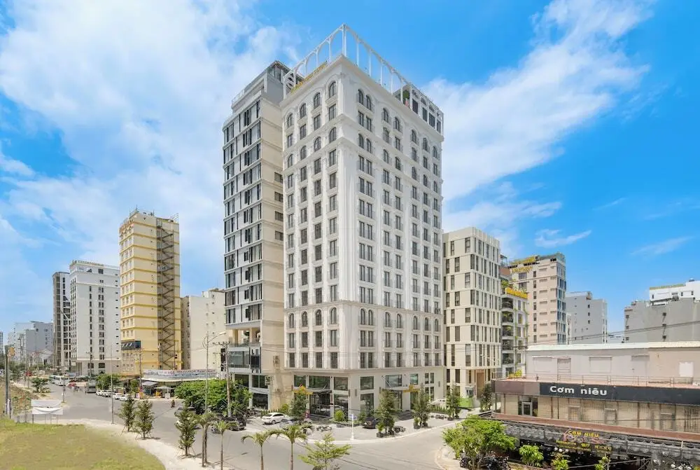 Golden Lotus Luxury Hotel Da Nang — фото 1