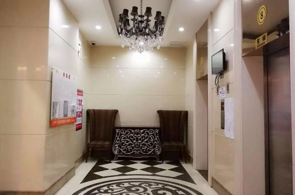 Гуанчжоу: Yujiangyuan Weifudun Apartment (Guangzhou Beijing Road Metro Station)