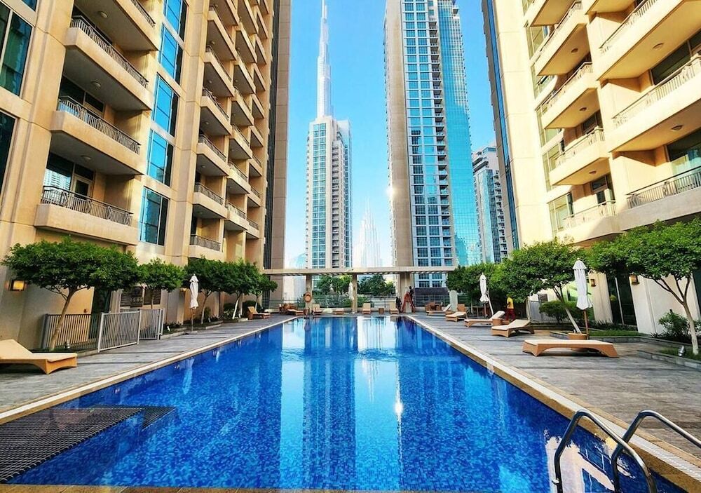 Whitesage - Fountain View Stylish Apt With Spacious Terrace — фото 1