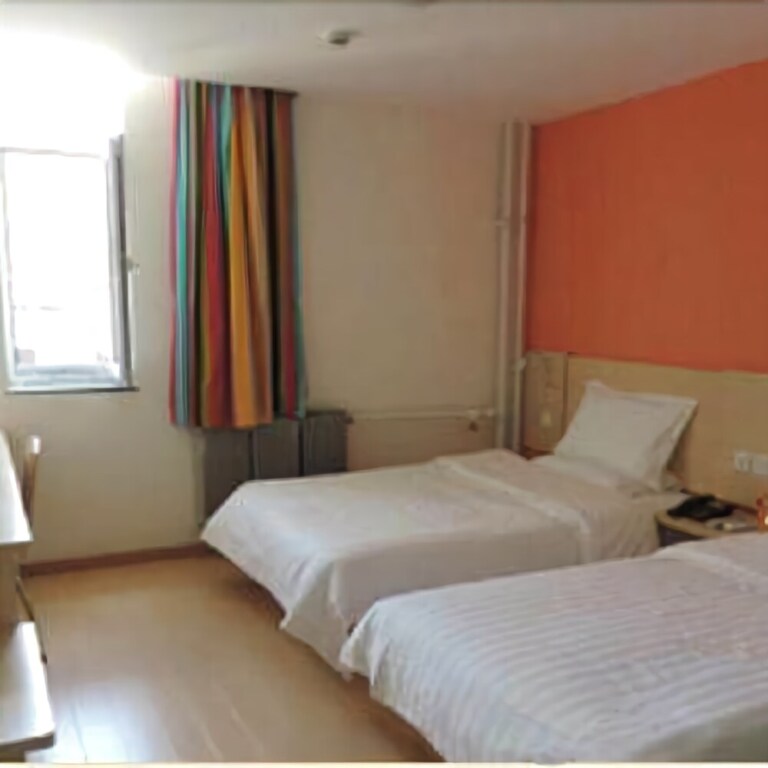Хух-Хото: 7 Days Inn Hohhot East Street