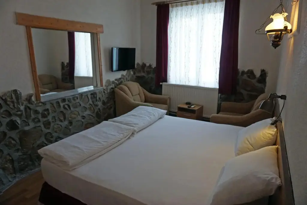 Эджеабат: Aqua Boss Hotel