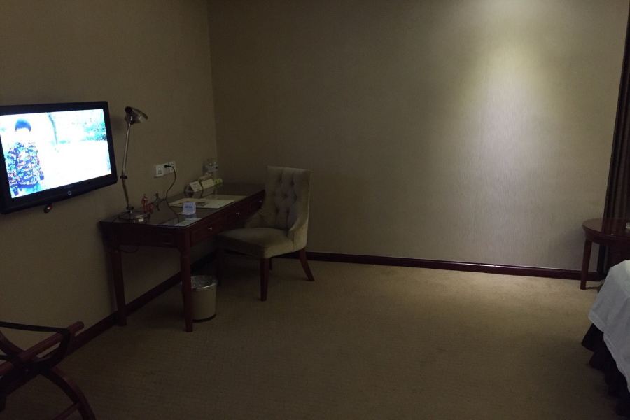 Чэнду: Vienna Hotel (Chengdu Convention and Exhibition Center Huayang Metro Station)