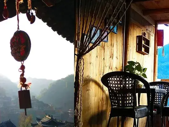 Леишан: Xijiang Qianhu Miaozhai Guzang Home Inn