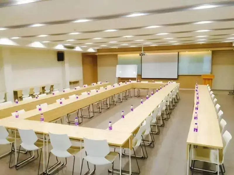 Хэфэй: Hanting Hotel (Hefei Xiaoyaojin)