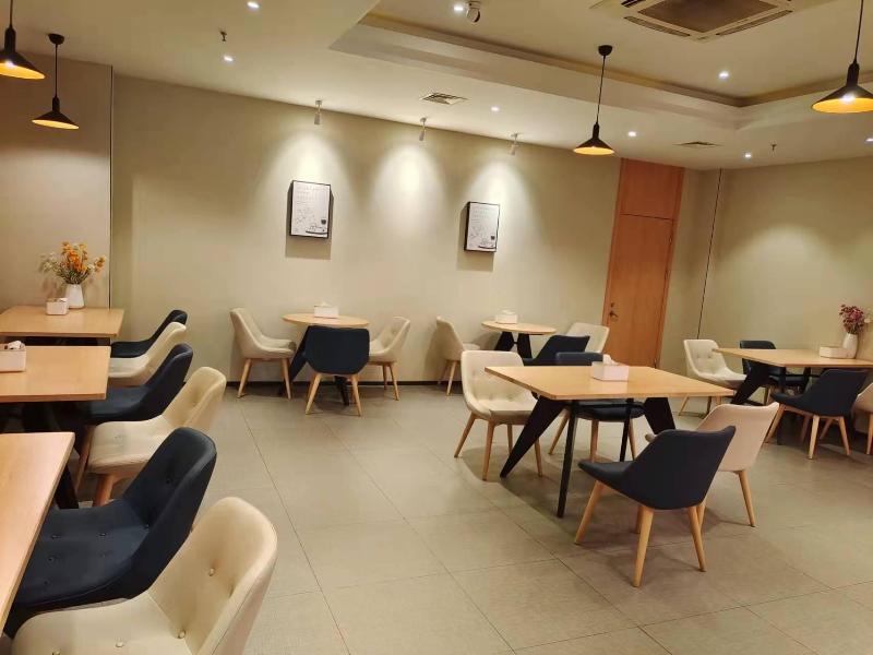 Хэфэй: Hanting Hotel (Hefei Xiaoyaojin)