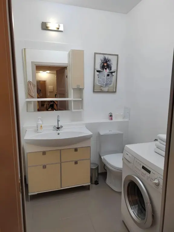 Екатеринбург: EKB.Studio (ЕКБ.Студио) на улице Уральская 75