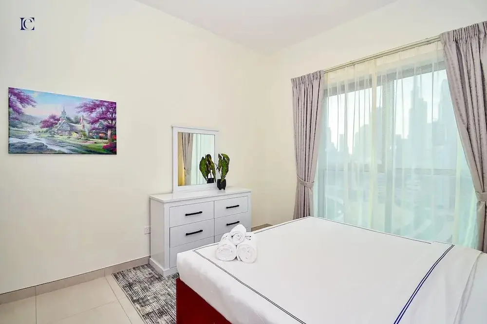 Дубай: Stylish 1BR with Skyline View - THE BAY
