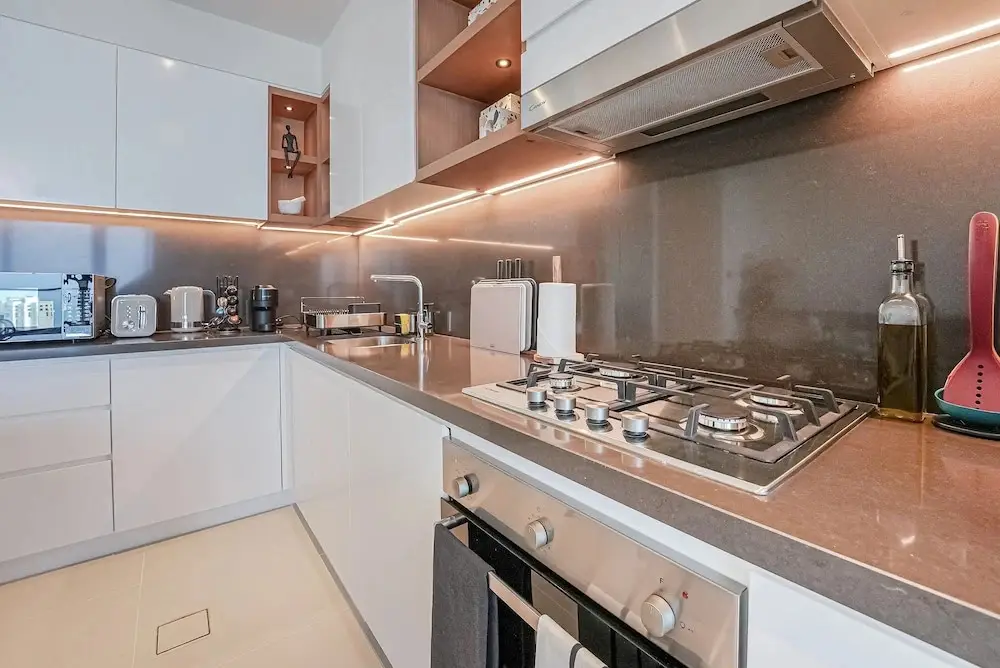 Дубай: Modern 2BR HighFloor Haven - Vida Marina