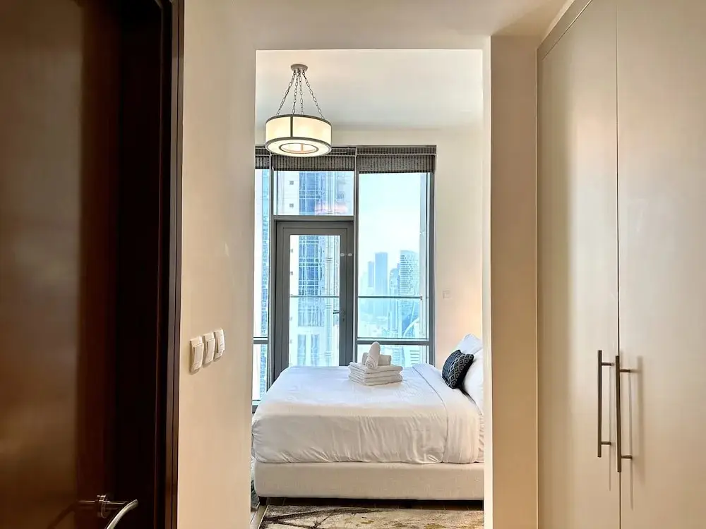 Дубай: Lux BnB Amna Tower Burj Views