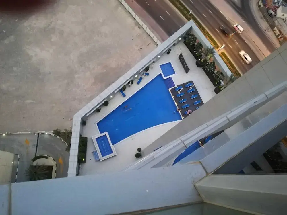 Room in Apartment - Master Room In Skyview Tower Dubai Marina Huge Window — фото 1